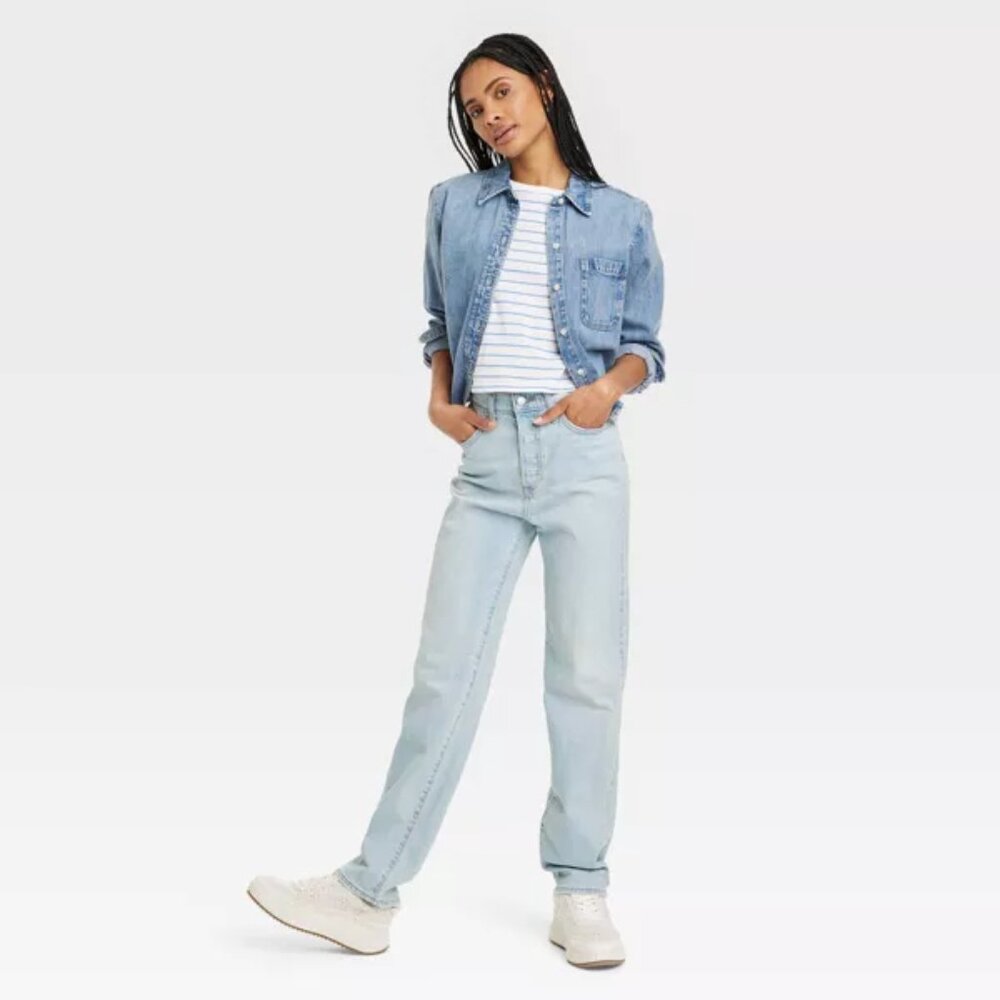 NWT Universal Thread Women's High-Rise 90's Straight Jeans - Vintage Light Wash